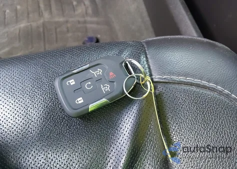 2015 Chevrolet Tahoe Ltz z USA, uszkodzony, nr VIN 1GNSKCKC8FR242574